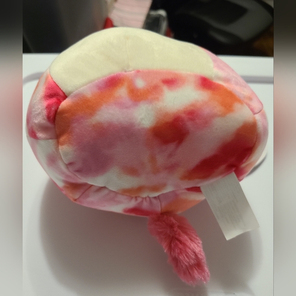 Adrie the Caticorn Squishmallow - Picture 8 of 11